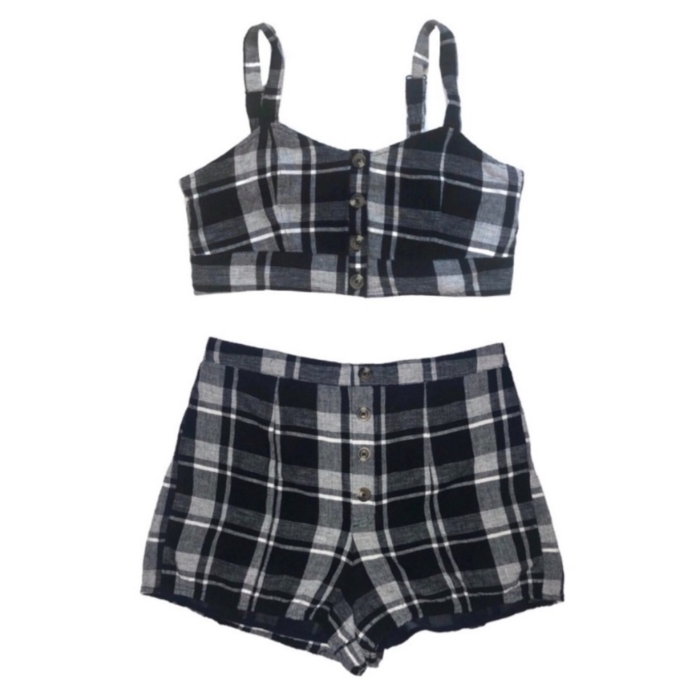American Eagle plaid button crop top & shorts set